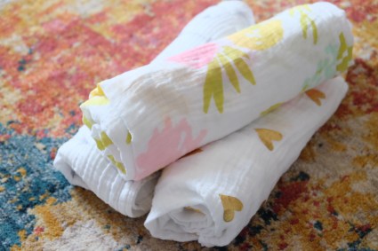 swaddles